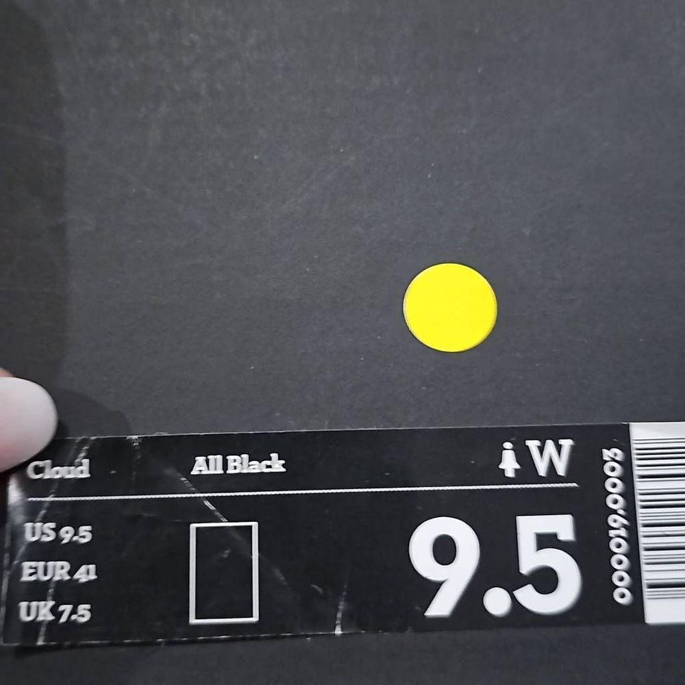 On running Cloud all black . Men's
Size 9.5
New
Box as is( original box , no - Picture 9 of 9